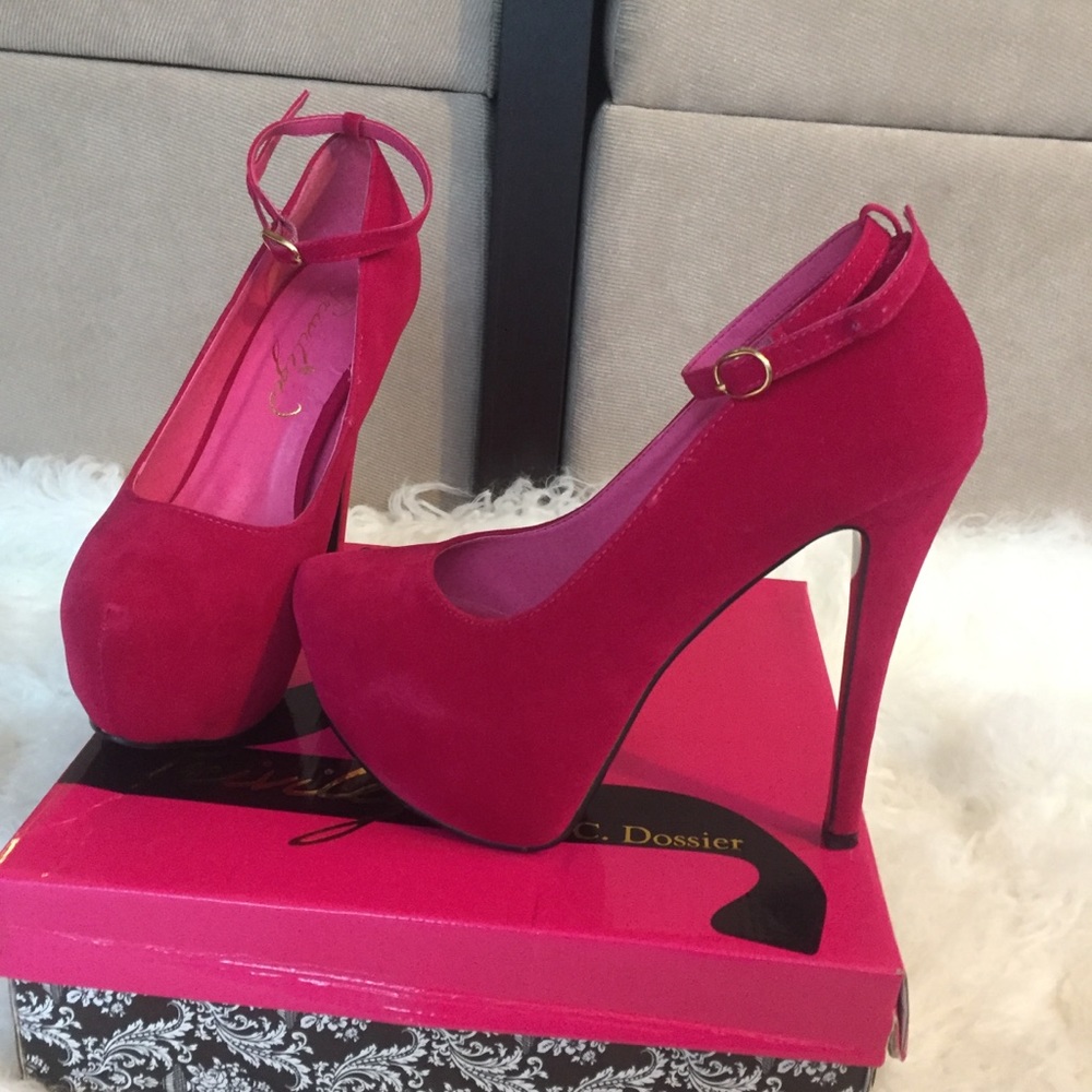 Pink Heels 🎀